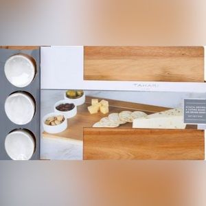 TAHARI- Acacia Serving & Cutting Board w/ Serving Dishes